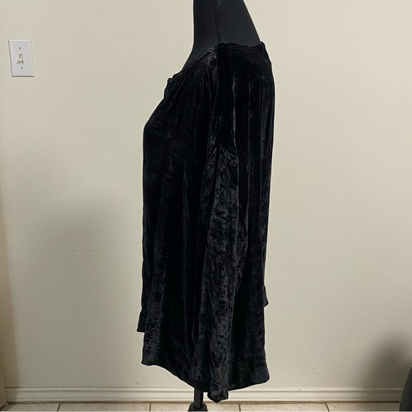 Bryn Walker Blouse Women’s Size Medium Black Velvet Silk Blend Long Sleeve Top - Picture 4 of 14